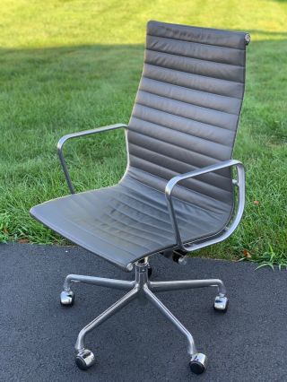 Eames Herman Miller Executive Group Desk Chair High Back - Graphite 2010 3