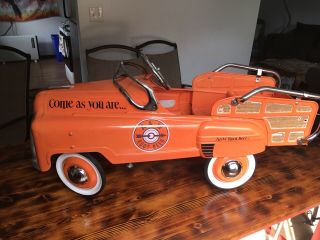 RARE VINTAGE A&W KIDS METAL PEDAL PICKUP TRUCK STYLE PEDAL CAR ROOT BEER FLOAT 9
