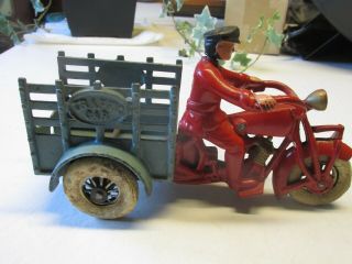 Vintage Hubley Cast Iron Indian Motorcycle Traffic Car