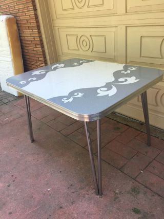 Vintage 1950 / 1960’s Retro Formica Dinette Kitchen Table.  (made In Sweden)