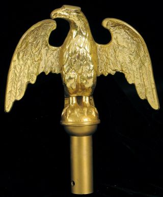 VINTAGE HEAVY DUTY BRASS FEDERAL EAGLE FLAG POST TOP TOPPER USA PATRIOTIC GILT 2