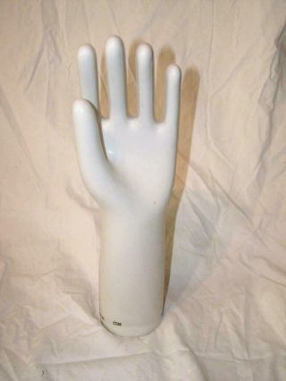 Vintage 1999 Htcm Hall China White Porcelain Glove Jewelry Hand Mold Display