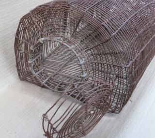 Antique RAT TRAP IRON WIRE CAGE Live MOUSE Catch CAVE SHAPE LARGE SIZE INDIA 4