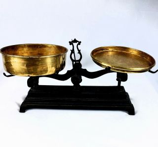 Vintage Antique Scale Cast Iron Portee Max 5kg Brass Copper Pans
