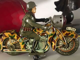 CKO/Arnold tin clockwork military motorcycle,  1935,  Tin Toys Germany,  RIFLE 4