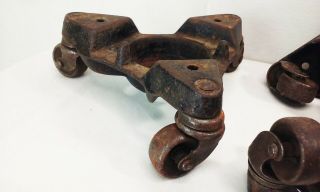 Vtg antique cast iron metal industrial Universal 3 wheel swivel casters 1 1/4 