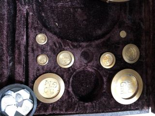 Vintage/Antique Small Brass Balance Scale and Weights in Fitted Plush Case 5