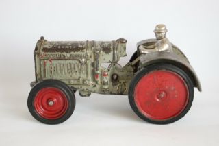 Antique Cast Iron Toy ARCADE MCCORMICK DEERING TRACTOR 4