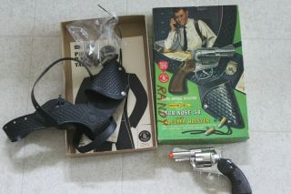Vintage Mattel Official Shootin - Shell Snub - Nose.  38 W/holster In The Box 667