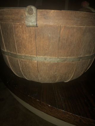 Antique/primative Orchard Basket