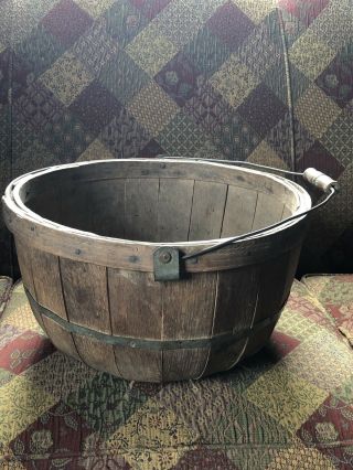 Antique/Primative Orchard Basket 4