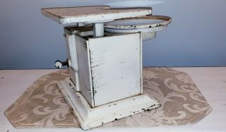 Vtg Jacob ' s Brothers DETECTO Jr MEDICAL SCALE 250LB Stand On Weight 1917 White 10