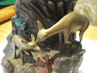 VINTAGE DAN PARKER 1994 BRONZE URN SCULPTURE STATUE DEER FAMILY 11