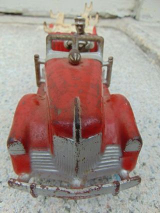 VINTAGE HUBLEY CAST IRON FIRETRUCK 13 1/2 INCHES 10