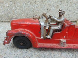 VINTAGE HUBLEY CAST IRON FIRETRUCK 13 1/2 INCHES 2
