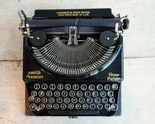 1938 Smith Premier Home Portable Typewriter.  Classic1930s Typewriter