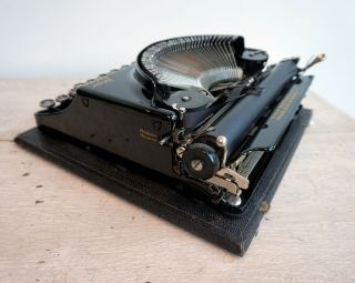 1938 Smith Premier Home Portable typewriter.  Classic1930s typewriter 6