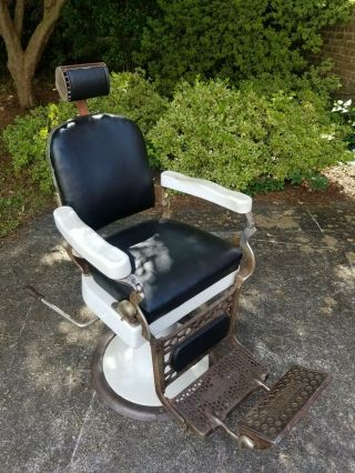 E.  Berninghaus Co.  Hercules Vintage Barber Chair