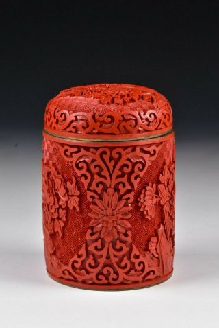Chinese Carved Cinnabar Lacquer Covered Box 4