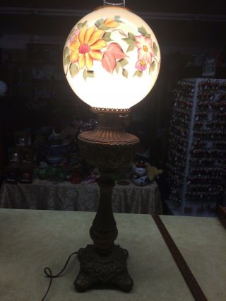 Vintage Banquet Parlor Lamp Gwtw 30 " Tall W.  Hand Painted Floral Globe Shade