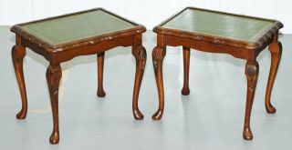VINTAGE MAHOGANY & GREEN LEATHER TOPPED COFFEE TABLE PLUS 2 NEST OF SMALL TABLES 9