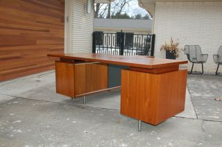 Mid Century Modern George Nelson for Herman Miller Executive Desk & Credenza 3
