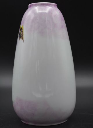 German Art Deco Fraureuth Vase,  fine handpainted Butterfly Daisy 1928 - 1935 4