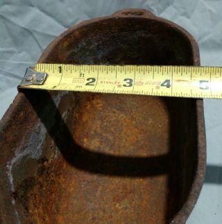 Small Antique CAST IRON Trough.  HB - 84.  Footed Planter.  9 x 5 Cast Iron Pot. 10