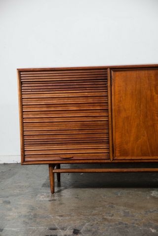 Mid Century Modern Credenza Sideboard Drexel Parallel Tambour Door Barney Flagg 6