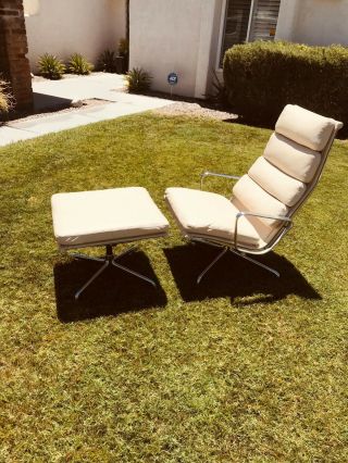 Modern Herman Miller Eames Soft Pad High Back Lounge Chair with ottoman 2