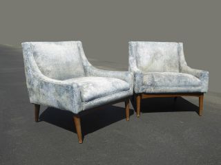 Vintage Mid Century Modern Baby Blue Accent Chairs Milo Baughman Style