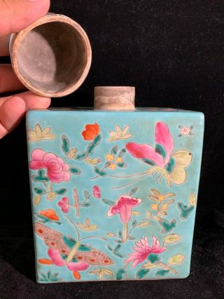 Chinese Antique Famille Rose Porcelain Jar With Butterfly And Flower 2