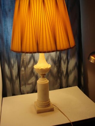VINTAGE 1950 ' S ITALIAN WHITE ALABASTER/ MARBLE TABLE LAMP GREAT ARTISTRY /DESIGN 10