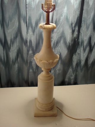 VINTAGE 1950 ' S ITALIAN WHITE ALABASTER/ MARBLE TABLE LAMP GREAT ARTISTRY /DESIGN 2