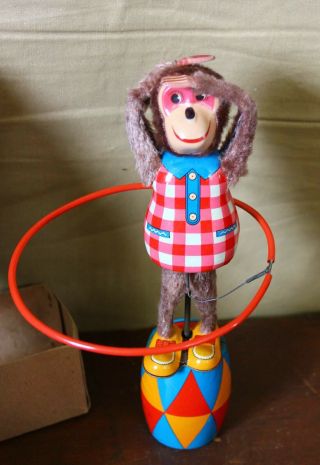 Vintage Plaything Mechanical Wind up toy Hula Hoop Monkey 2
