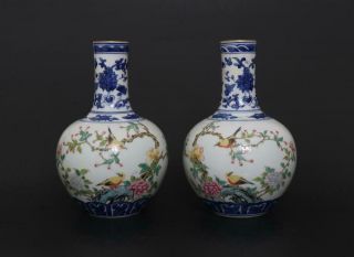 Pair Perfect Antique Chinese Porcelain Famille - Rose Vase Qianlong Period - Peony