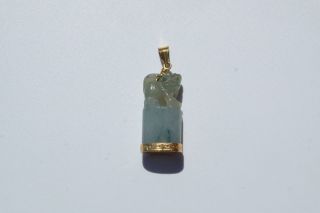 14k Chinese Jade Jadeite Stone Pendant.  Stamped 14k.