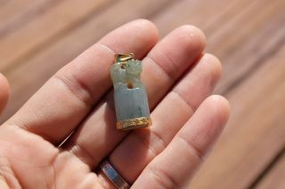 14K Chinese Jade Jadeite Stone Pendant.  STAMPED 14K. 2