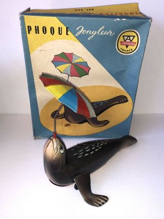 1950 Arnold " Juggling Seal " Tin Litho Windup Toy Minty