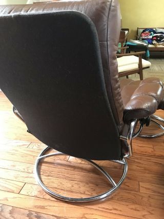 Ekornes Stressless Brown Leather Teak Couch,  Recliner Chair & Ottoman (freight) 7