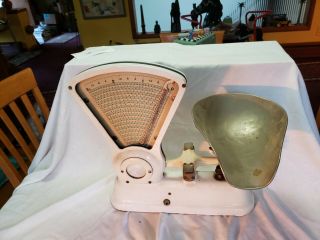 Vintage Hobart 3 Pound Candy Scale With Scoop Style No.  167 Dayton Scale