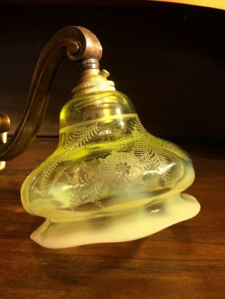 Vintage Rare Vaseline Etched Glass Lamp Shade Wall Light 3