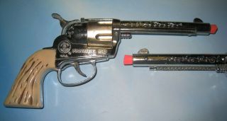 Vintage Fanner 50 Mattel Double Six Guns - Holsters - Shells 5
