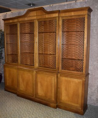 Vintage Baker Two Piece Inlaid Mahogany Mid Century Bookcase/China Cabinet 6