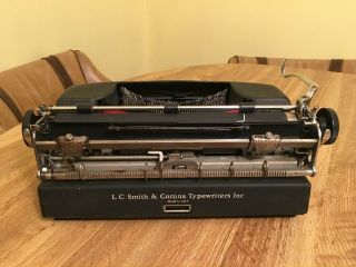 Vintage 1940 ' s Smith - Corona Silent Portable Floating Shift Typewriter with Case 4