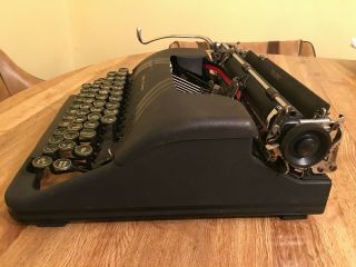 Vintage 1940 ' s Smith - Corona Silent Portable Floating Shift Typewriter with Case 6