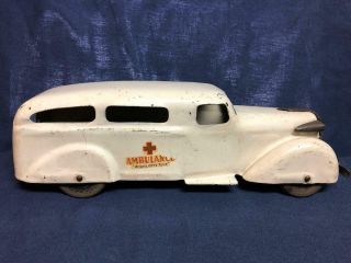 Vintage Wyandotte White Ambulance Antique Pressed Steel Metal 1930 ' s Toy Car 3