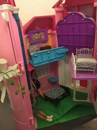 Malibu Barbie Dreamhouse Limited Edition 3