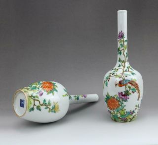 RARE PAIR CHINESE FAMILLE ROSE PORCELAIN VASES QIANLONG MARKED (E1) 3
