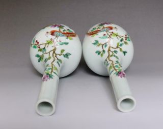 RARE PAIR CHINESE FAMILLE ROSE PORCELAIN VASES QIANLONG MARKED (E1) 4